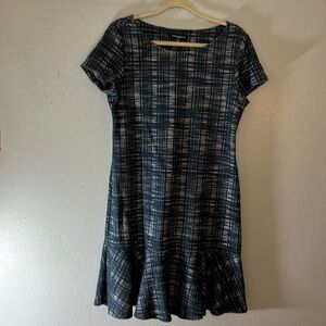 Sharagano short sleeved dress. Size 12